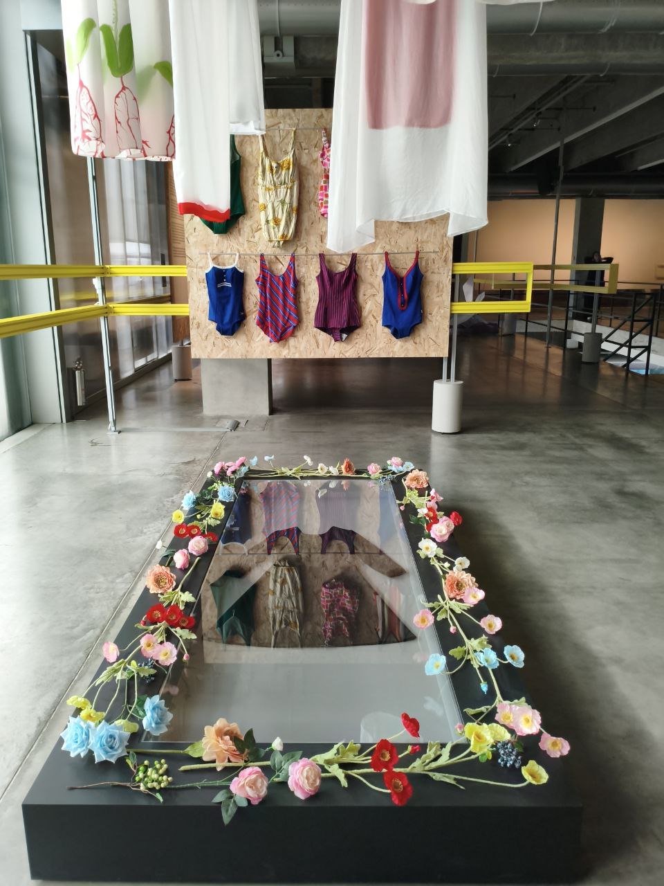 20250813_Дни-2-5-VRChat-иммерсивный-арт-и-Мо